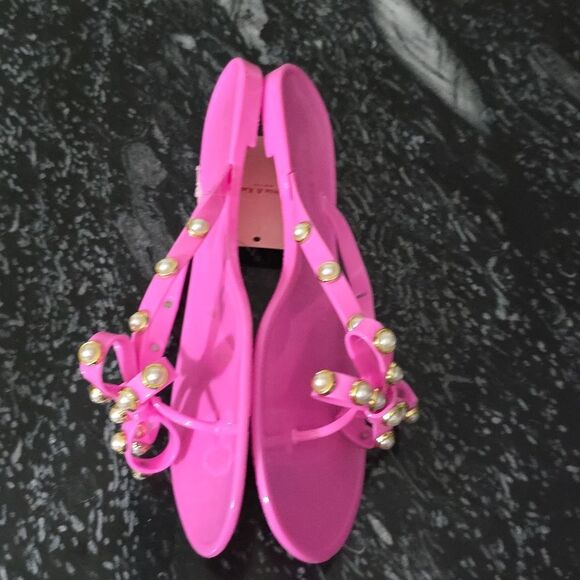 BRAND NEW OLIVIA & KATE PEARL ACCENTS BOWNOT DESIGN FLIP FLOP SANDAL - Picture 11 of 14